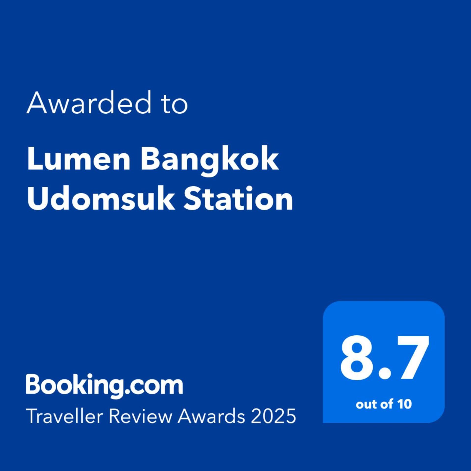 Lumen Bangkok Udomsuk Station Hotel Bagian luar foto